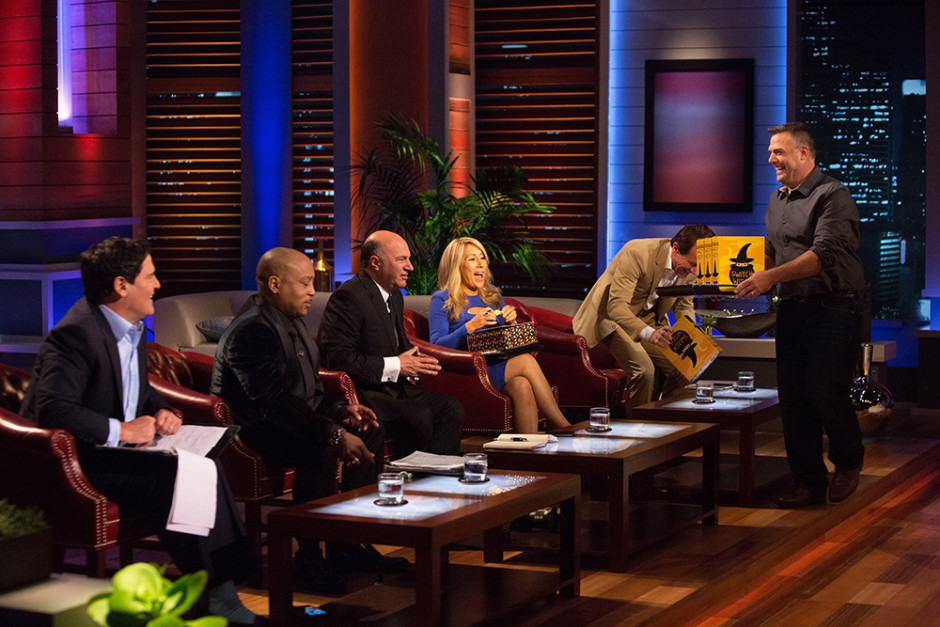 SHARK TANK - "Episode 705" - In one of the most exciting moments of "Shark Tank" history, the ante is upped when the Sharks start to bid OVER the asking price for one product and the million dollar offers start to fly. But will greed burst the bubble before a deal is set? Another pitch prompts a brutal brush-off from an irate Shark. Two parents from Salem, Massachusetts pitch their novel idea for managing Trick-or-Treaters' excess candy with a children's book and gifts; two men from Pacific Palisades, California tout their premium beef jerky made from filet mignon which has the Sharks swooning over the taste and the price point; a woman from Sand City, California pitches a full-length mirror designed to build self-esteem, and two men from Sandpoint, Idaho claim they have redefined drones with inventions that fly up to 60 mph and as high as 10,000 feet. In addition, in a follow-up on the NYC-based Bantam Bagels, the company in which Lori Grenier invested last season, we see how their unique stuffed bagels fare when given a national stage, on "Shark Tank," FRIDAY, OCTOBER 23 (9:00-10:01 p.m. ET) on the ABC Television Network. (ABC/Michael Desmond)
MARK CUBAN, DAYMOND JOHN, KEVIN O'LEARY, LORI GREINER, ROBERT HERJAVEC, ROB BOULEY (SWITCH WITCH)